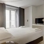 比卡城市公寓 *